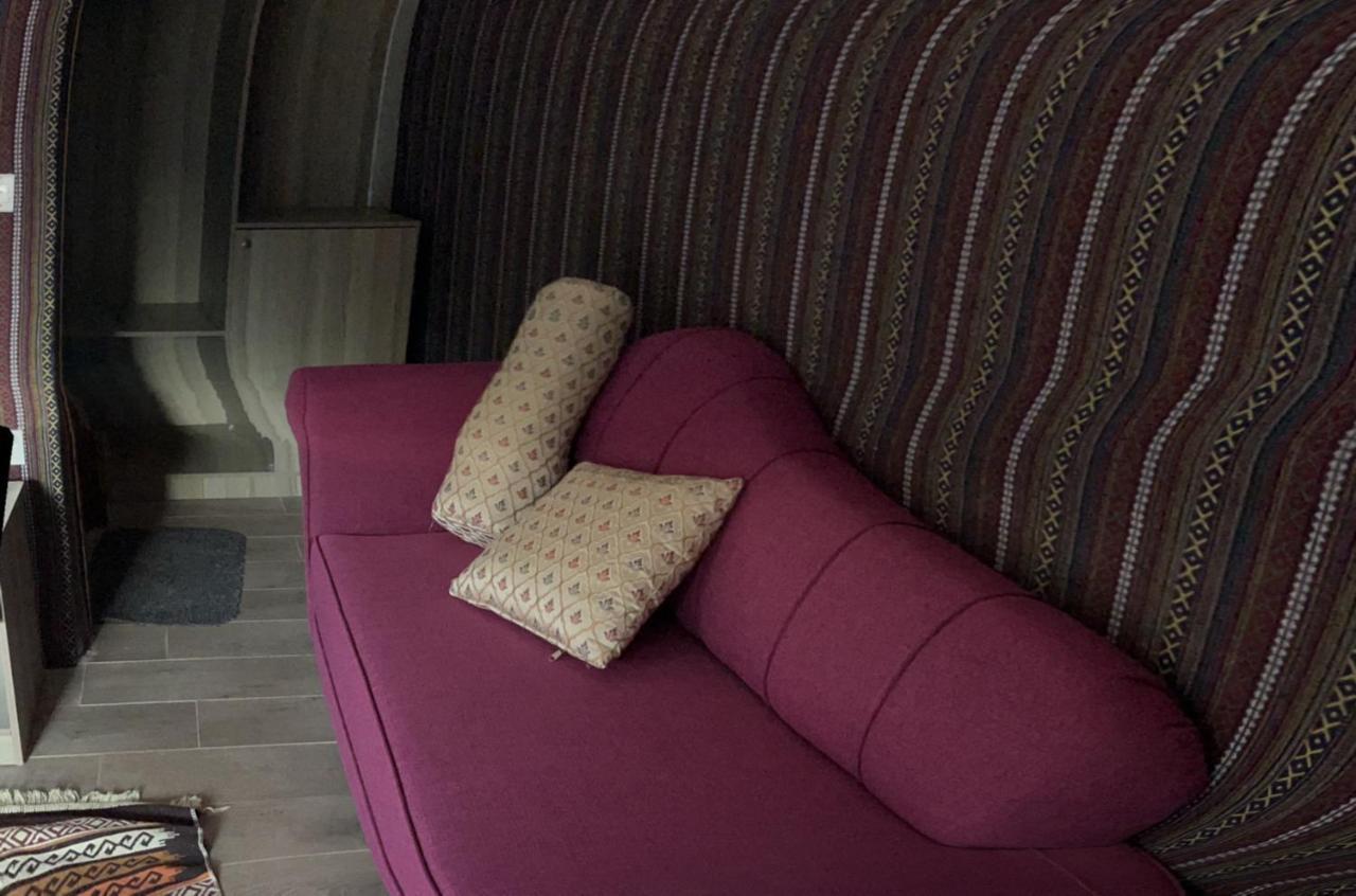 Magic Mountain Camp Apartman Rum vádi Kültér fotó