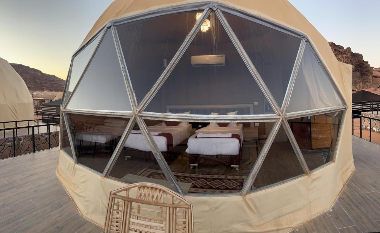 Magic Mountain Camp Apartman Rum vádi Kültér fotó