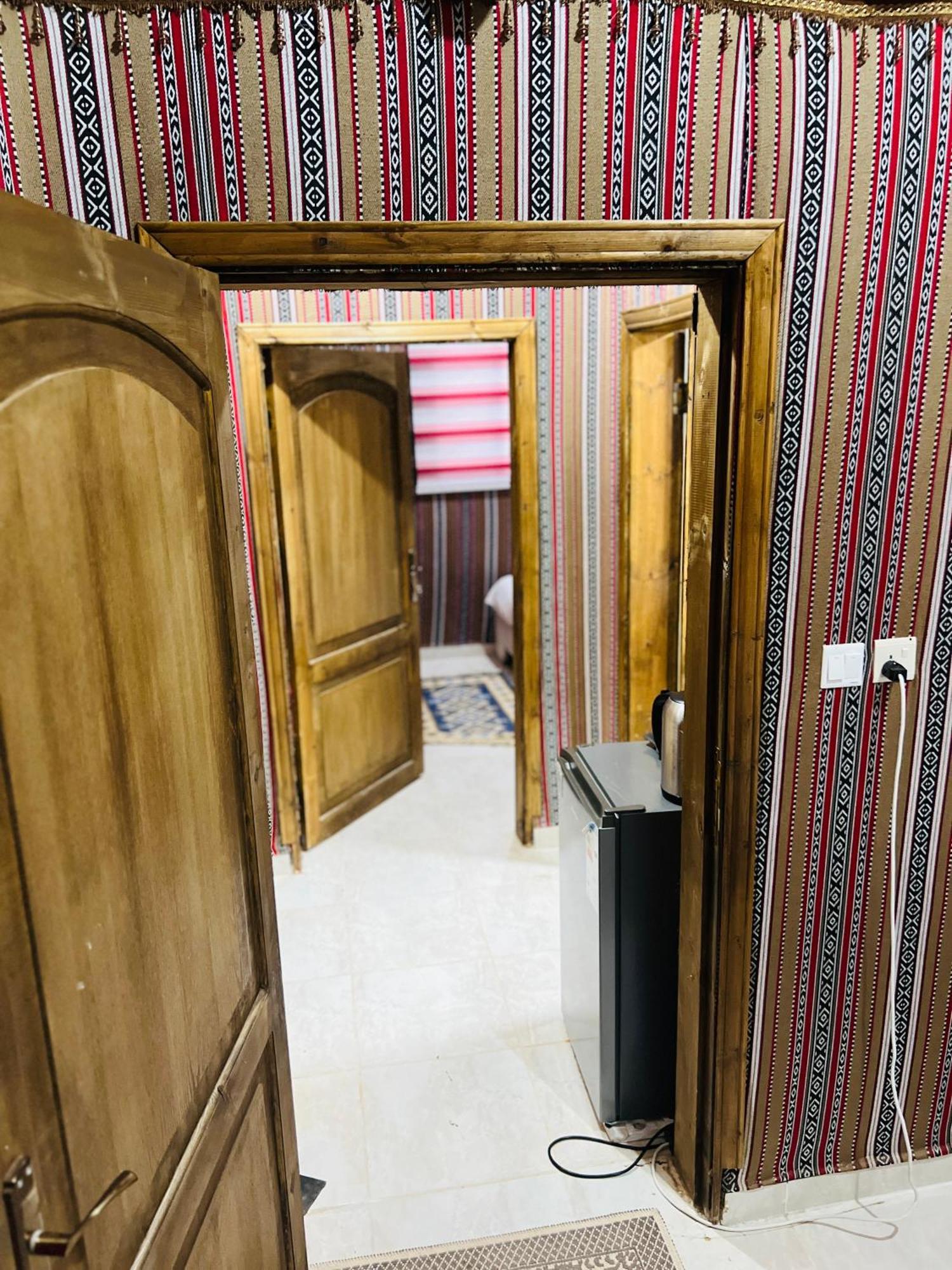 Magic Mountain Camp Apartman Rum vádi Kültér fotó