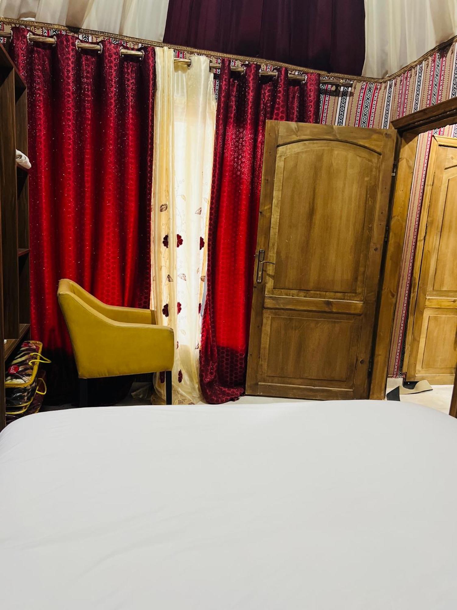 Magic Mountain Camp Apartman Rum vádi Kültér fotó