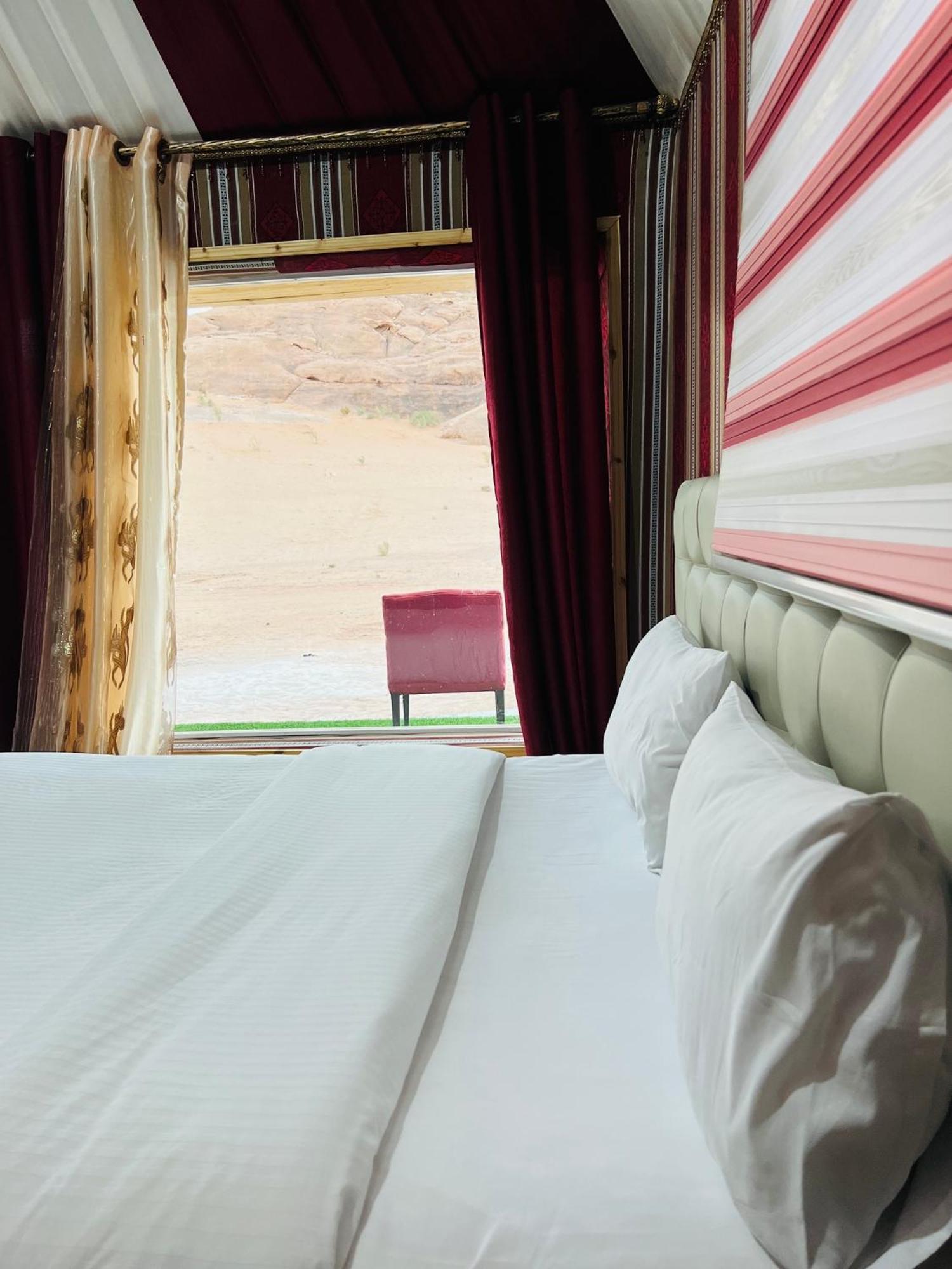 Magic Mountain Camp Apartman Rum vádi Kültér fotó