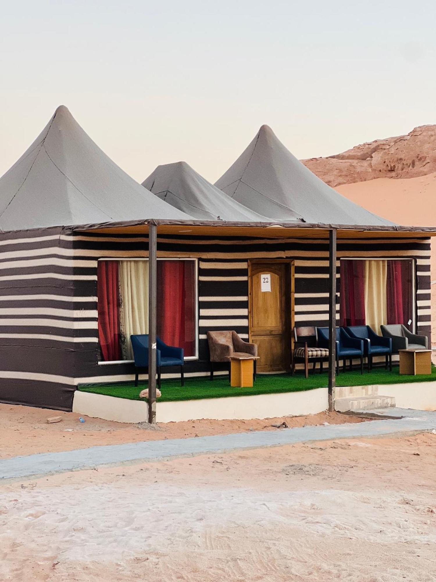 Magic Mountain Camp Apartman Rum vádi Kültér fotó